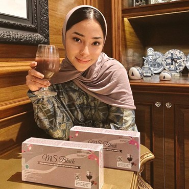 Gara-gara Hal Ini, Nikita Willy Labrak dan Blokir Kontak Joshua Suherman