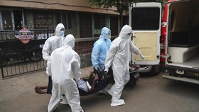 Kurangi Lockdown, Kasus Harian Corona India Tertinggi Sedunia