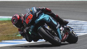Push Up Usai Operasi, Marquez Disebut Quartararo Robot