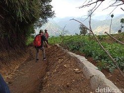 Situs Kuno Ditemukan di Ujung Utara Dataran Tinggi Dieng