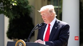 VIDEO: Presiden Trump Tak Wajibkan Warganya Gunakan Masker
