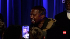 VIDEO: Tangis Kanye West Akui Ide Aborsi di Debut Kampanye
