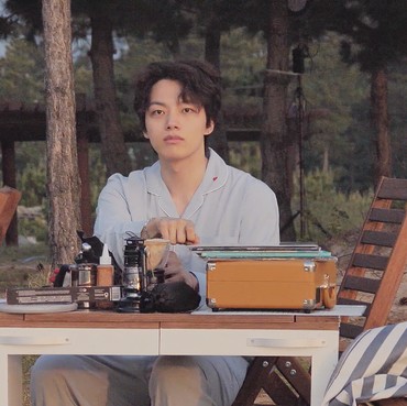 Siap Kembali Akting, Yeo Jin Goo Gabung Agensi Baru