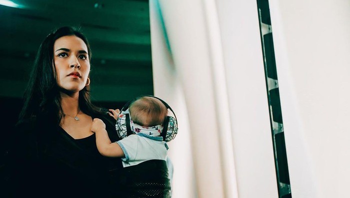 Zalina Raine Wyllie dan Raisa