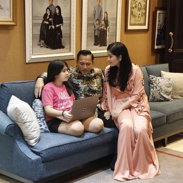 Anak Ultah Pas HUT RI, Annisa Pohan Kenang Mendiang Ani Yudhoyono