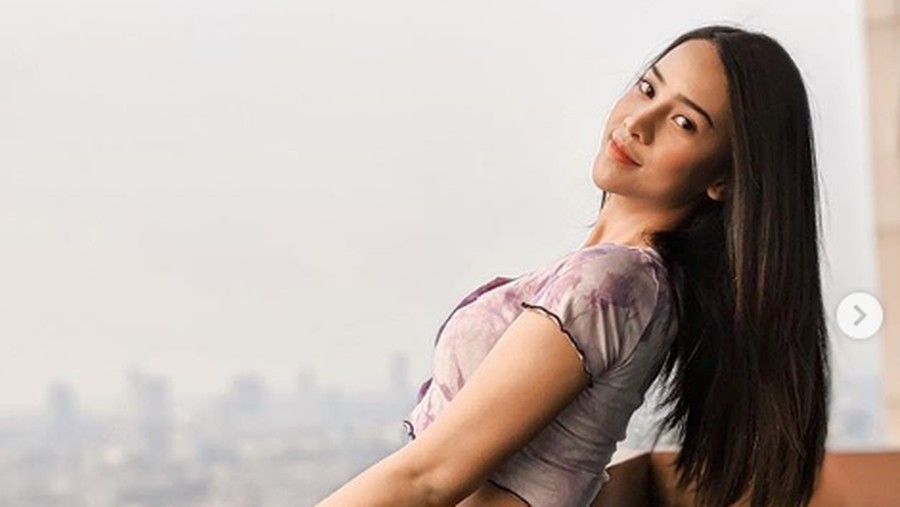 Anya Geraldine Anya Geraldine