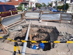 Penampakan Lubang di Jembatan Sayidan Yogya yang Bikin Pemotor Terperosok