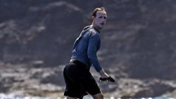 Gara-gara Sunblock Ketebalan, Wajah Mark Zuckerberg Disebut Mirip Joker