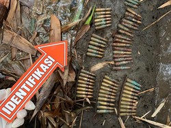 Cari Cacing, Pemancing di Blitar Malah Temukan Granat dan Amunisi