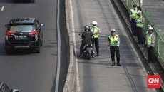 Fortuner Tabrak Polisi Saat Dihentikan karena Melanggar
