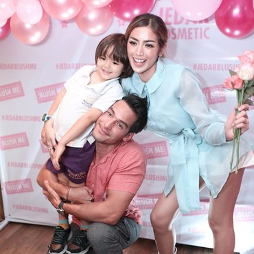 Inikah Bukti Perpisahan Jessica Iskandar dan Richard Kyle?