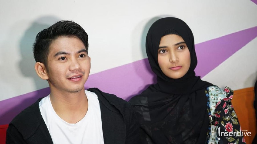 Belum Sebulan Nikah Rizki DA dan Istri Pisah Rumah, Kenapa?