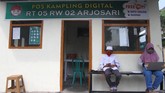 FOTO: Gelora Siswa Belajar di Tengah Keterbatasan Pandemi Meski dilanda keterbatasan, siswa mencari berbagai cara untuk tetap belajar di masa pandemi.