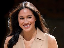 Setelah Oprah, Kim Kardashian Promosikan Bisnis Minuman Meghan Markle