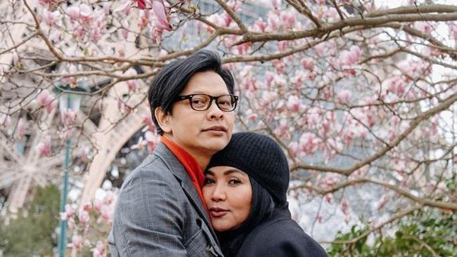 27 Tahun Pernikahan Dewi Gita Armand Maulana Langgeng Meski Sempat Tak Direstui