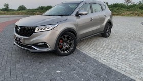 DFSK Glory i-Auto secara resmi diluncurkan pada 22 Juli 2020 dengan harga Rp329,6 juta.