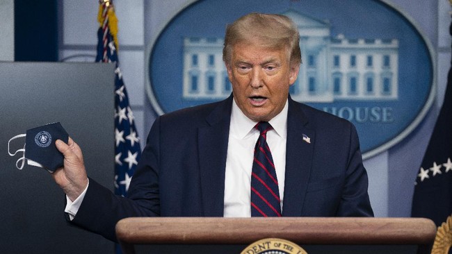 Petugas berhasil mengintersep amplop berisi racun ricin yang ditujukan kepada Presiden AS Donald Trump di Gedung Putih pada proses inspeksi awal.
