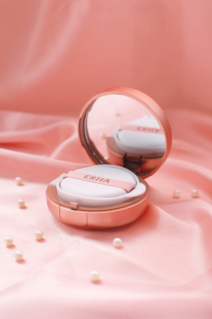 ERHA Luminous Pearl BB Cushion