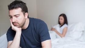 Pria Juga Bisa 'Menopause Dini', Ini 5 Gejala yang Patut Diwaspadai