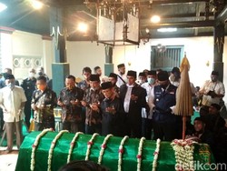 Sosok Pangeran Arief Natadiningrat di Mata Pejabat dan Politisi