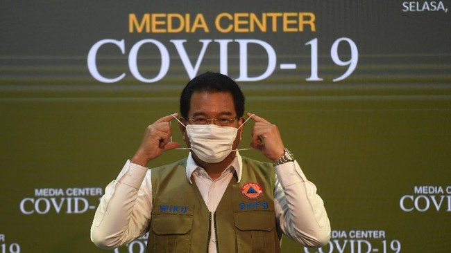 Juru bicara Satgas Covid-19 Wiku Adisasmito menyatakan pembagian zonasi corona oleh pemerintah tidak menjamin sebuah daerah bebas dari corona.