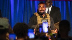 Kanye West Dicoret dari Surat Suara Capres di Virginia AS