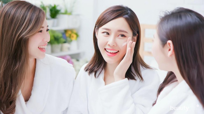 Mau Glowing dengan Skincare Lokal? Ikuti Tips dari Beautynesia!