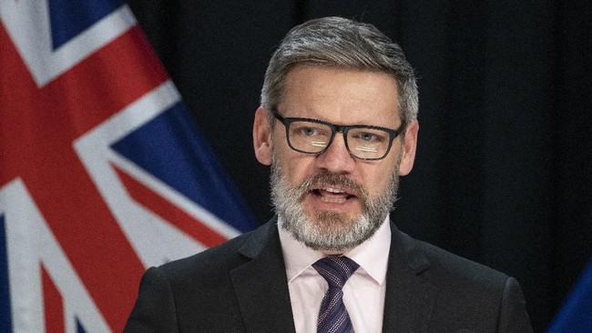 PM Selandia Baru, Jacinda Ardern, memecat Menteri Imigrasi, Iain Lees-Galloway, yang berselingkuh dengan mantan staf.