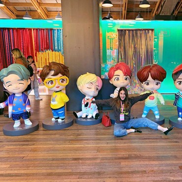 Segera Ketemu BTS, Luna Maya Ungkap Alasan Jatuh Cinta Pada RM Cs