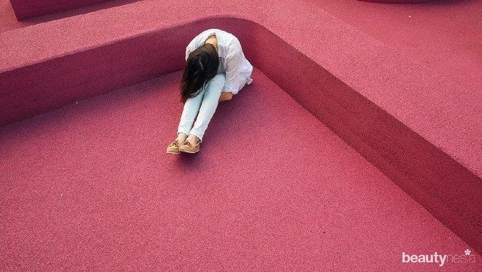 Mengenal Quarter Life Crisis dan Penyebabnya