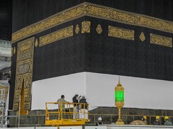 Setelah Dilepas, Kain Kiswah Penutup Kakbah Dibawa ke Mana?
