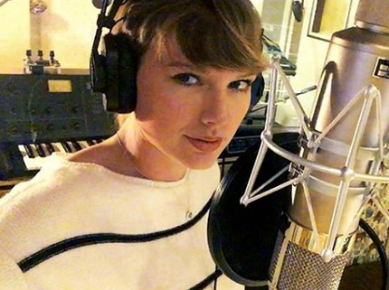 5 Seleb Hollywood Paling Dermawan, Taylor Swift Donasi Rp56 M