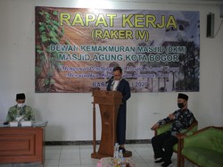 Bima Arya Sebut Oknum Tak Amanah Buat Pembangunan Masjid Agung Molor