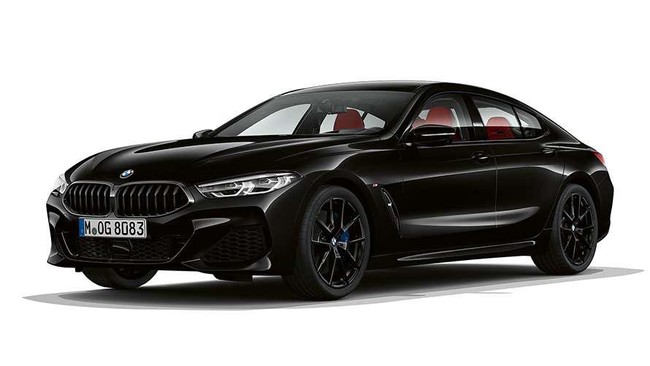 Sedan terbesar yang dimiliki BMW ini dijual Rp2,7 miliar, lebih murah dari Seri 8 versi coupe mesin 4.000 cc yang dijual BMW Indonesia sejak tahun lalu.