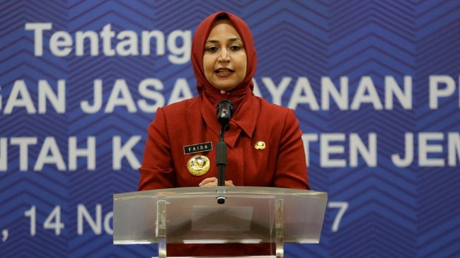 DPRD Kabupaten Jember memakzulkan Bupati Jember Faida karena dianggap melanggar sumpah jabatan dan peraturan perundang-undangan.