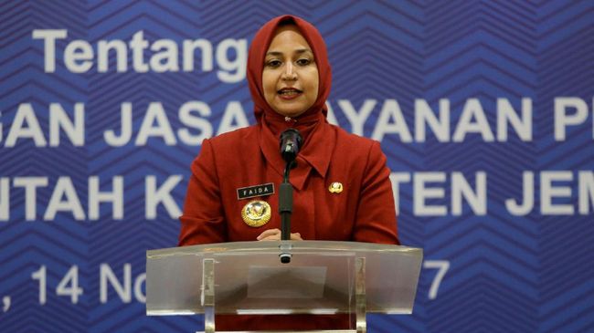Bupati Jember Buka Suara soal Upaya Pemakzulan Bupati Jember Faida menyebut tak mudah untuk menurunkan seorang bupati yang dipilih langsung oleh rakyat.