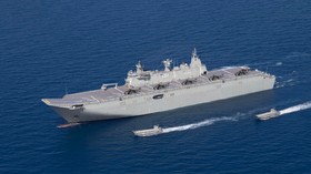 Kapal Perang Terbesar Australia Mati Listrik saat Misi di Tonga