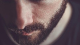 7 Cara Menumbuhkan Kumis dengan Cepat