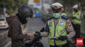 Mahasiswi Gigit Polisi Saat Dirazia di Jakarta Timur