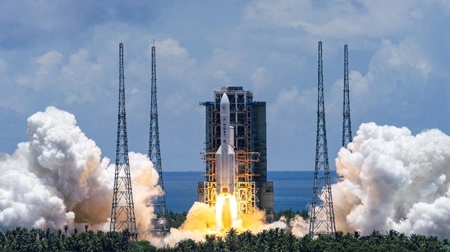 China akan segera bergabung dengan Amerika Serikat sebagai negara kedua yang mendarat dan mengoperasikan penjelajah di Mars.