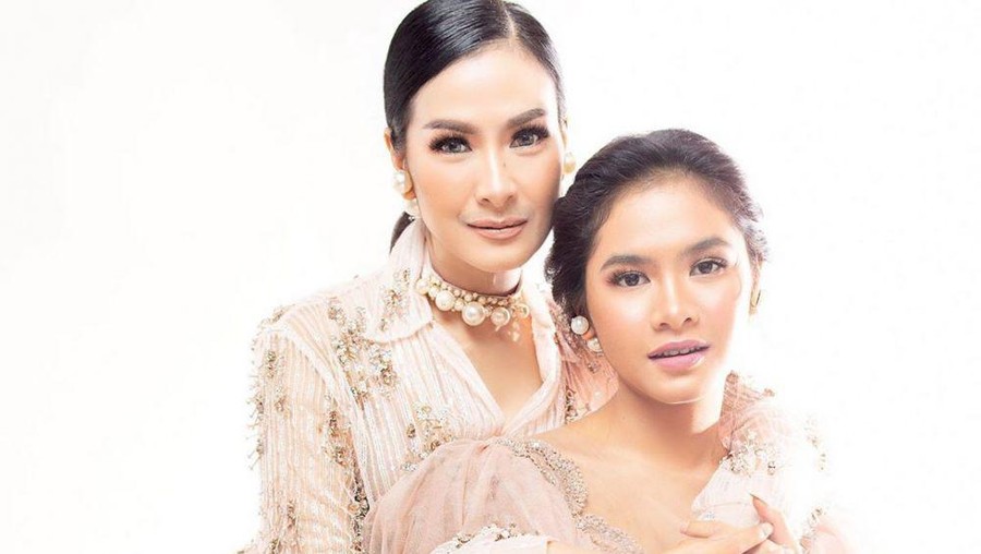 Salshadilla Juwita, putri IIs Dahlia