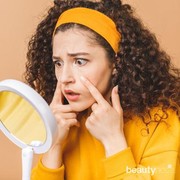 Tips Memilih Makeup Bagi Kulit Rentan Berjerawat