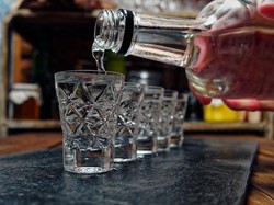 Bali Bakal Ekspor 20 Ribu Botol Arak ke China