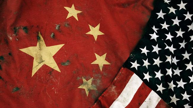 China Ingatkan AS Tak Lakukan Tindakan Berbahaya di Taiwan Menteri Pertahanan China Wei Fenghe mendesak AS menghentikan tindakan dan retorika terkait Taiwan demi mencegah eskalasi ketegangan.
