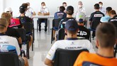 FOTO: Marquez Datang, MotoGP Andalusia 2020 Sengit MotoGP Andalusia 2020 di Sirkuit Jerez dipastikan akan berlangsung menarik karena Marc Marquez memaksa tampil.