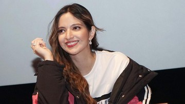 5 Artis Cantik Memutuskan Nikah Muda