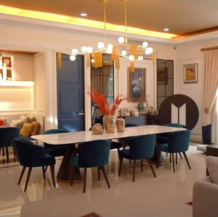 <p>Tempat tinggal Luna Maya hanya terdiri dari satu lantai, Bunda. Ia tidak mau membuat rumahnya bertingkat. (Foto: YouTube Boy William)</p>