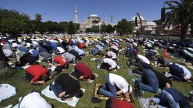 Turki Kembali Kecam Yunani terkait Hagia Sophia Jadi Masjid