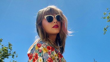 img-title Lirik The Last Great American Dynasty - Taylor Swift
