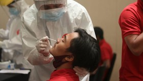 Penyebab Tes Swab PCR Lebih Mahal dari Rapid Test Antibodi